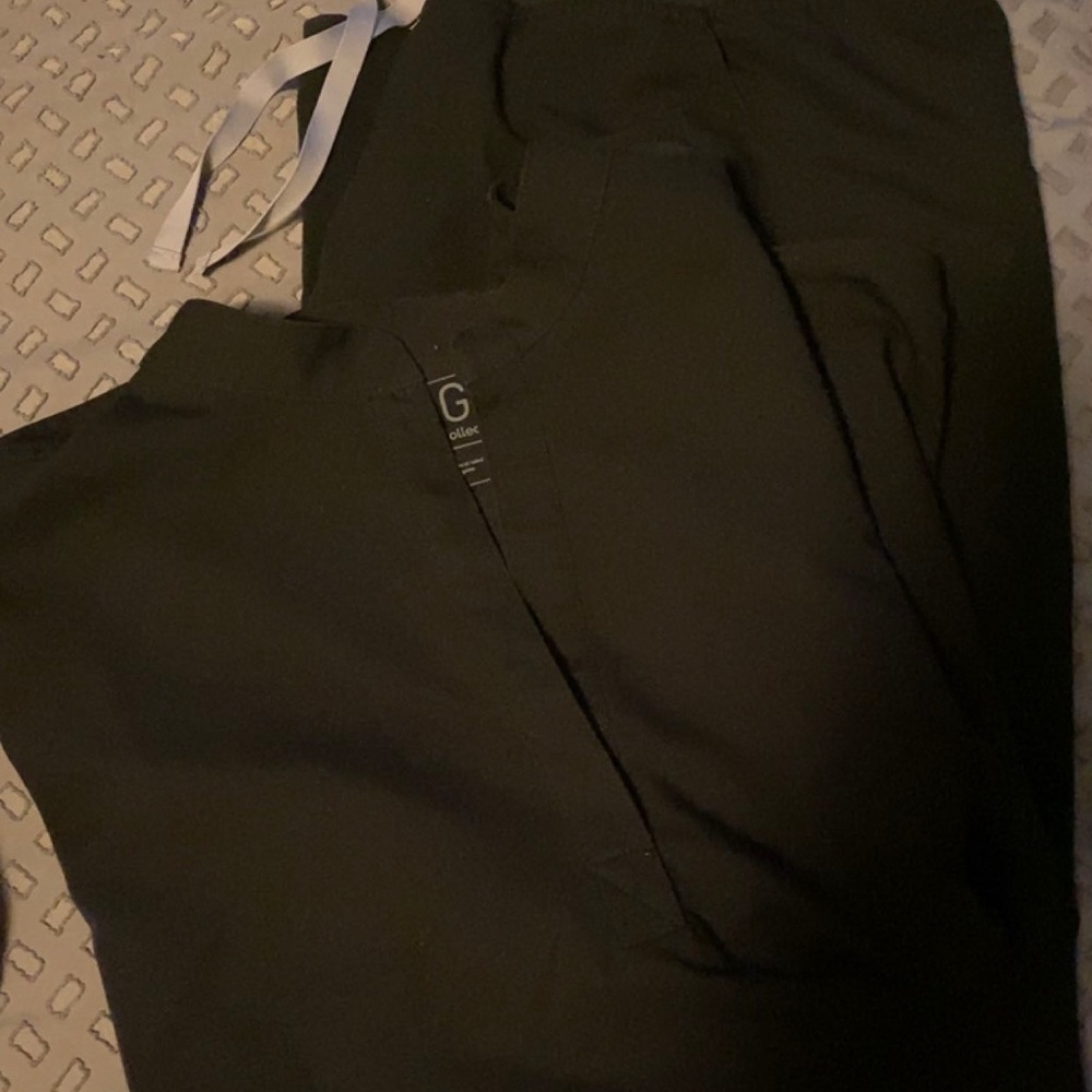 Black FIGS scrubs set